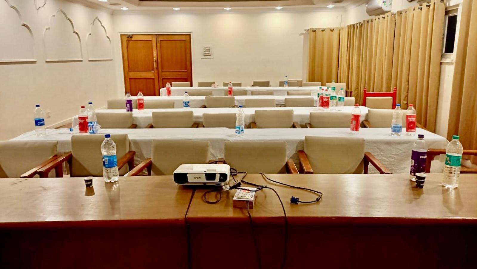 Hotel Pink Palace Dzsaipur Kültér fotó